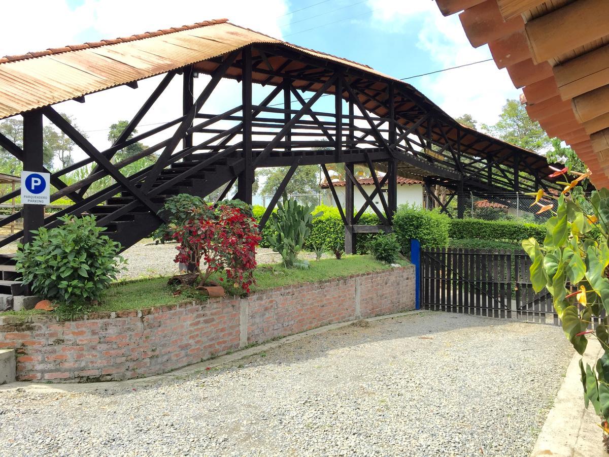 Hotel Bosques Del Saman Alcala กิมบายา ภายนอก รูปภาพ