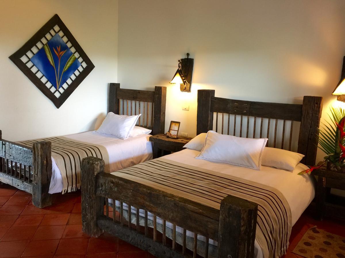 Hotel Bosques Del Saman Alcala กิมบายา ภายนอก รูปภาพ